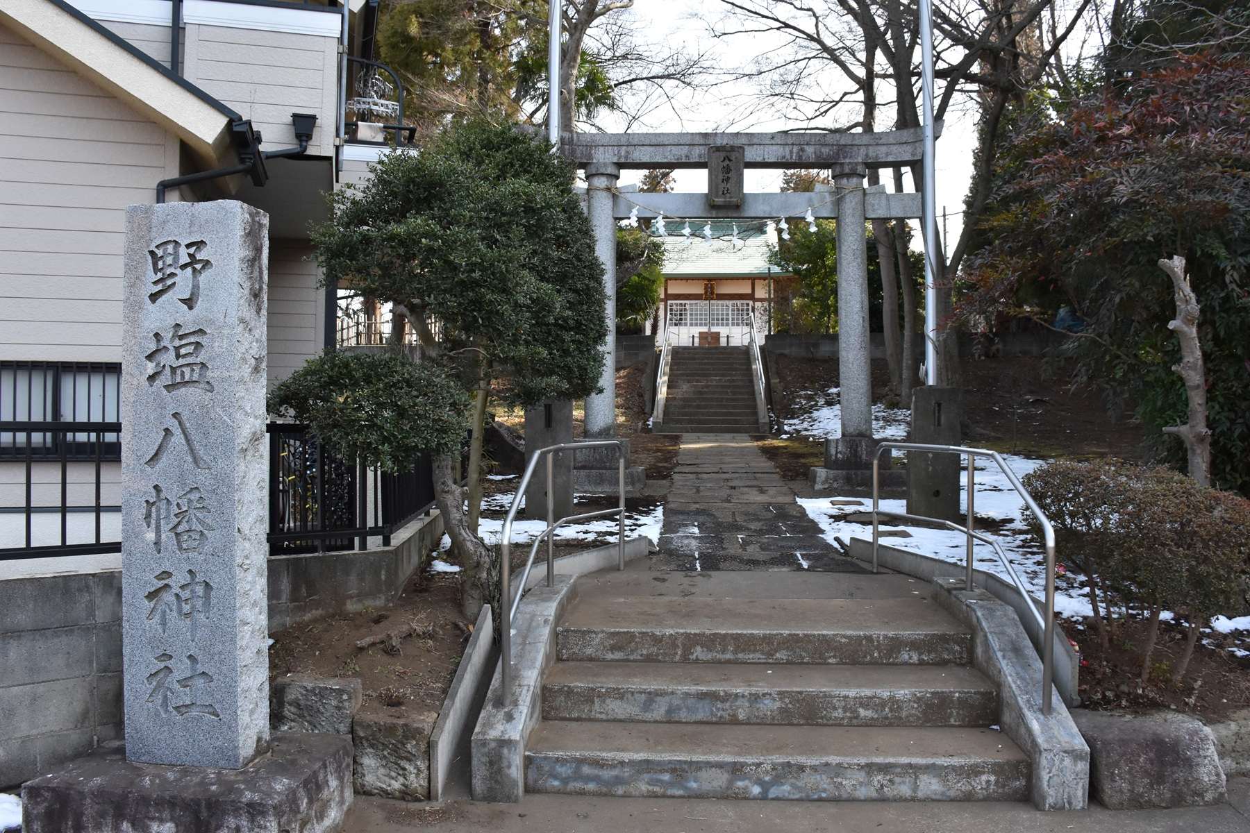野塩八幡神社
